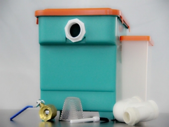  Household 5GPM Automatic Plastic Oil Interceptor